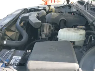 2005 Chevrolet Tahoe LT z VIN 1GNEC13T65J229350, wystawiony jako IAAI lot #42532336 z przebiegiem 244 869 mil mil oraz . Historia ofert i sprzedaży dostępna na DreamBid. Obrazek 12.