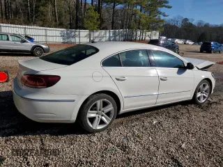 2016 Volkswagen CC Sport with VIN WVWBP7AN0GE512975, listed as a Copart auction lot 45030345 with 106,005 mi miles and Salvage Title. Bid and sale history available at carsss.com. Image 3.