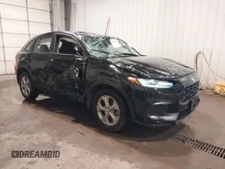 2025 Honda HR-V LX with VIN 3CZRZ2H36SM759513, listed as a IAAI auction lot 42254290 with 4,865 mi miles and . Bid and sale history available at DreamBid. Image 1.