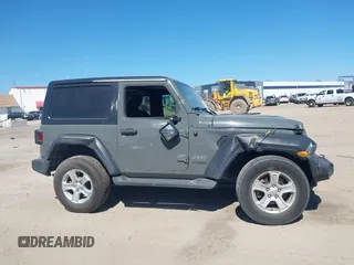 2020 Jeep Wrangler Sport S с VIN 1C4GJXAN4LW208110, выставлен на аукционе IAAI как лот 41811650 с пробегом 48 623 миль миль и . История ставок и продаж доступна на DreamBid. Изображение 13.