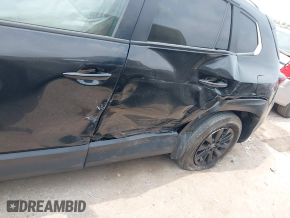 2024 Mazda CX-50 S Preferred with VIN 7MMVABBM1RN181625, listed as a IAAI auction lot 42294309 with 36,548 mi miles and . Bid and sale history available at DreamBid. Image 6.
