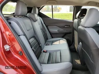 2023 Nissan Kicks SR z VIN 3N1CP5DV7PL570833, wystawiony jako Copart lot #59291285 z przebiegiem 39 002 mil mil oraz Czysty tytuł • Clean title. Historia ofert i sprzedaży dostępna na DreamBid. Obrazek 10.
