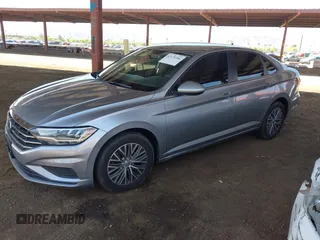 2020 Volkswagen Jetta S z VIN 3VWC57BU6LM102957, wystawiony jako IAAI lot #42170386 z przebiegiem 85 684 mil mil oraz . Historia ofert i sprzedaży dostępna na DreamBid. Obrazek 18.