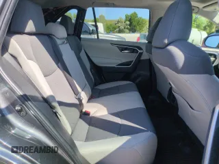 2022 Toyota RAV4 XLE with VIN 2T3P1RFV6NC280031, listed as a Copart auction lot 61268205 with 8,348 mi miles and Salvage title. Bid and sale history available at DreamBid. Image 11.