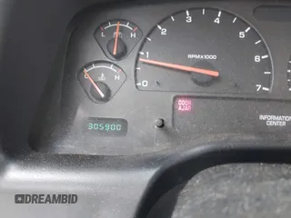 2004 Dodge Dakota SLT with VIN 1D7HL48N84S717599, listed as a IAAI auction lot 42132810 with 305,900 mi miles and . Bid and sale history available at carsss.com. Image 7.