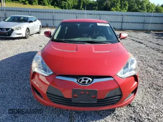 2013 Hyundai Veloster w/Black Int with VIN KMHTC6AD2DU126699, listed as a Copart auction lot 57329805 with 85,303 mi miles and Salvage title. Bid and sale history available at DreamBid. Image 5.