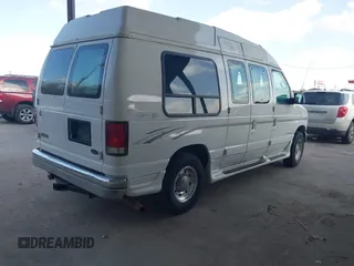 2001 Ford Econoline Cargo Recreational with VIN 1FDPE24L41HA06351, listed as a IAAI auction lot 41726151 with 241,679 mi miles and . Bid and sale history available at DreamBid. Image 4.