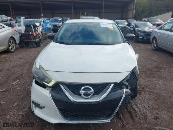 2018 Nissan Maxima SL with VIN 1N4AA6AP7JC389452, listed as a IAAI auction lot 40735392 with 120,076 mi miles. Bid and sale history available at carsss.com. Image 12.