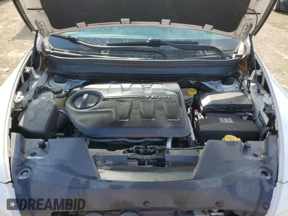 2017 Jeep Cherokee Latitude z VIN 1C4PJMCS6HW571419, wystawiony jako Copart lot #62496135 z przebiegiem 150 691 mil mil oraz Szkoda całkowita • Salvage title. Historia ofert i sprzedaży dostępna na DreamBid. Obrazek 11.