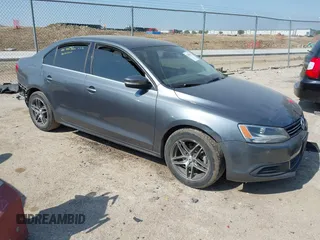 2013 Volkswagen Jetta SE z VIN 3VWDX7AJ6DM452192, wystawiony jako IAAI lot #42044392 z przebiegiem 116 575 mil mil oraz . Historia ofert i sprzedaży dostępna na DreamBid. Obrazek 1.