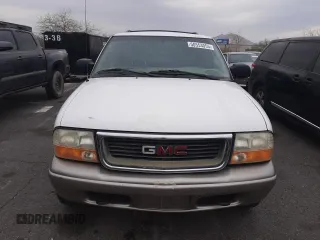 1999 GMC Jimmy SLE with VIN 1GKDT13W1X2551085, listed as a Copart auction lot 50553055 with 189,974 mi miles and Salvage Title. Bid and sale history available at carsss.com. Image 5.