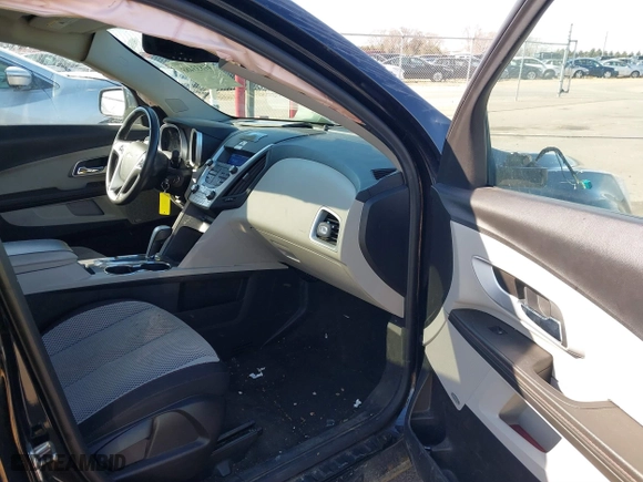 2011 Chevrolet Equinox LT w/2LT with VIN 2CNFLNEC4B6409612, listed as a IAAI auction lot 41833488 with 139,864 mi miles. Bid and sale history available at carsss.com. Image 5.