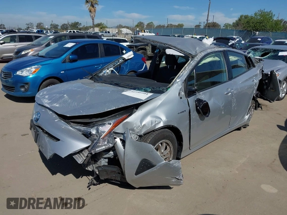 2016 Toyota Prius Four with VIN JTDKARFU0G3504772, listed as a IAAI auction lot 41986601 with 33,165 mi miles. Bid and sale history available at carsss.com. Image 2.
