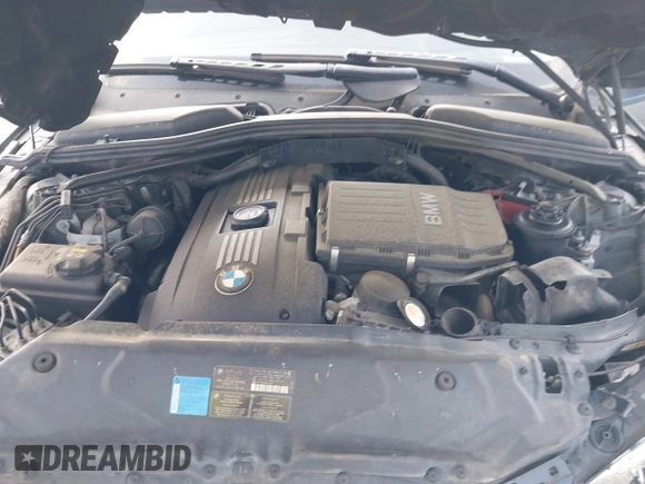 2008 BMW 5 Series 535i with VIN WBANW13518CZ75423, listed as a IAAI auction lot 41912376 with Not Provided miles and . Bid and sale history available at carsss.com. Image 10.