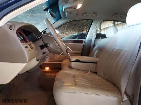 2004 Lincoln Town Car Signature with VIN 1LNHM81W24Y635183, listed as a Copart auction lot 47653865 with 128,037 mi miles and Clean Title. Bid and sale history available at carsss.com. Image 7.