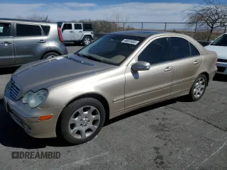 2005 Mercedes-Benz C 240 z VIN WDBRF81J95F662187, wystawiony jako Copart lot #48823485 z przebiegiem 145 076 mil mil oraz Szkoda całkowita • Salvage title. Historia ofert i sprzedaży dostępna na DreamBid. Obrazek 1.