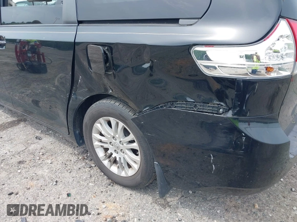 2011 Toyota Sienna XLE AAS with VIN 5TDYK3DC3BS103531, listed as a IAAI auction lot 42290142 with 231,995 mi miles and . Bid and sale history available at DreamBid. Image 18.