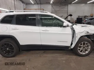 2016 Jeep Cherokee Latitude с VIN 1C4PJMCS8GW199290, выставлен на аукционе IAAI как лот 42258970 с пробегом 184 698 миль миль и . История ставок и продаж доступна на DreamBid. Изображение 14.