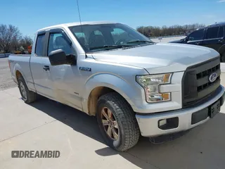 2015 Ford F-150 XL with VIN 1FTEX1CP4FKE29445, listed as a IAAI auction lot 41899626 with 274,329 mi miles. Bid and sale history available at carsss.com. Image 1.
