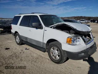 2004 Ford Expedition Special Service z VIN 1FMPU16L14LB44683, wystawiony jako Copart lot #82395484 z przebiegiem 204 997 mil mil oraz Szkoda całkowita • Salvage title. Historia ofert i sprzedaży dostępna na DreamBid. Obrazek 4.