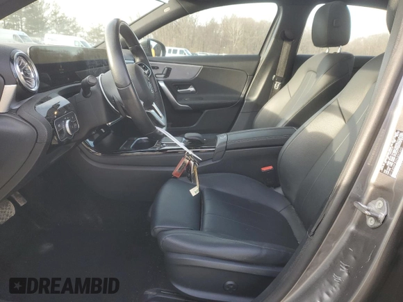 2022 Mercedes-Benz A 220 with VIN W1K3G4FB2NJ337365, listed as a Copart auction lot 44711455 with 29,537 mi miles and Salvage Title. Bid and sale history available at DreamBid. Image 7.