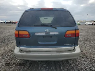2000 Toyota Sienna LE with VIN 4T3ZF13C9YU280798, listed as a Copart auction lot 80708614 with 282,612 mi miles and Clean Title. Bid and sale history available at carsss.com. Image 6.