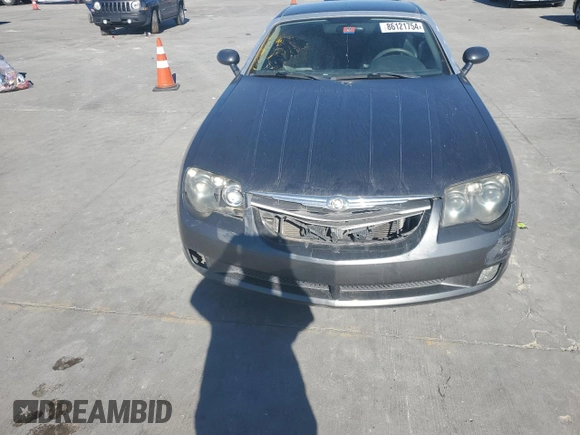 2005 Chrysler Crossfire Limited z VIN 1C3AN69L25X025586, wystawiony jako Copart lot #86121754 z przebiegiem 86 789 mil mil oraz Szkody całkowita. Historia ofert i sprzedaży dostępna na DreamBid. Obrazek 5.