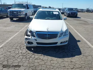 2011 Mercedes-Benz E-Class E 350 Luxury BlueTEC with VIN WDDHF2EB6BA505602, listed as a IAAI auction lot 41859128 with 114,146 mi miles. Bid and sale history available at carsss.com. Image 13.