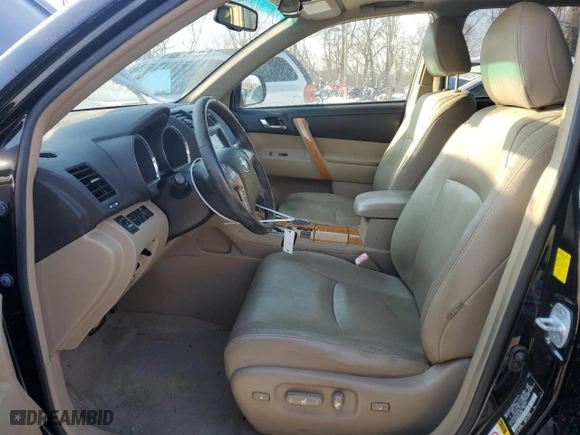 2010 Toyota Highlander Hybrid Limited w/3rd Row with VIN JTEJW3EH2A2039239, listed as a Copart auction lot 88947135 with 161,978 mi miles and Clean Title. Bid and sale history available at carsss.com. Image 7.