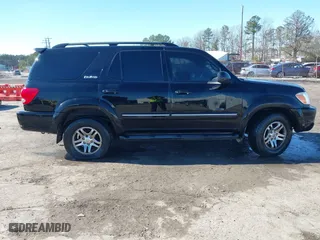 2006 Toyota Sequoia Limited with VIN 5TDBT48AX6S263316, listed as a IAAI auction lot 41559979 with 401,207 mi miles. Bid and sale history available at carsss.com. Image 13.