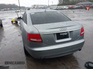 2008 Audi A6 z VIN WAUDH74F48N144440, wystawiony jako IAAI lot #41717899 z przebiegiem 207 526 mil mil oraz . Historia ofert i sprzedaży dostępna na DreamBid. Obrazek 3.