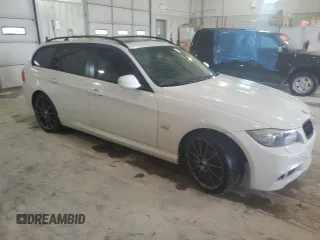 2011 BMW 3 Series 328i xDrive with VIN WBAUU3C52BA542628, listed as a Copart auction lot 71337384 with Not Provided miles and Salvage Title. Bid and sale history available at DreamBid. Image 3.