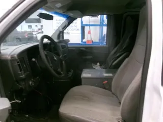 2010 Chevrolet Express Cargo Van with VIN 1GCZGFBA0A1146762, listed as a IAAI auction lot 42035259 with 139,486 mi miles. Bid and sale history available at carsss.com. Image 1.
