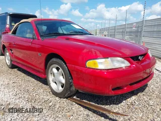 1994 Ford Mustang z VIN 1FALP45T9RF221325, wystawiony jako IAAI lot #42824245 z przebiegiem 65 511 mil mil oraz . Historia ofert i sprzedaży dostępna na DreamBid. Obrazek 1.