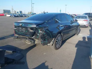 2024 Nissan Altima SV z VIN 1N4BL4DV9RN425445, wystawiony jako IAAI lot #42141167 z przebiegiem 15 730 mil mil oraz . Historia ofert i sprzedaży dostępna na DreamBid. Obrazek 4.