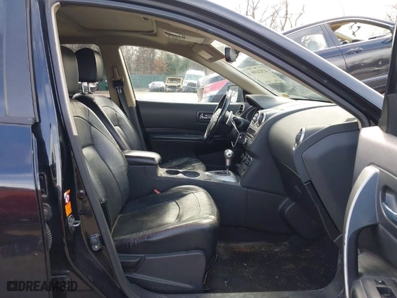 2009 Nissan Rogue SL with VIN JN8AS58V29W443020, listed as a IAAI auction lot 41824308 with 184,596 mi miles. Bid and sale history available at carsss.com. Image 5.