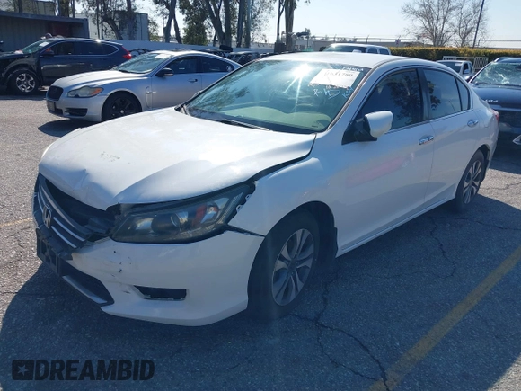 2015 Honda Accord Sedan LX with VIN 1HGCR2F33FA204165, listed as a IAAI auction lot 41631780 with 92,182 mi miles. Bid and sale history available at carsss.com. Image 17.