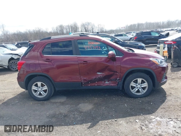 2017 Chevrolet Trax LT z VIN 3GNCJPSB6HL171777, wystawiony jako IAAI lot #41983833 z przebiegiem 88 726 mil mil oraz . Historia ofert i sprzedaży dostępna na DreamBid. Obrazek 13.
