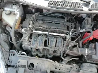 2019 Ford Fiesta S z VIN 3FADP4AJ2KM130010, wystawiony jako Copart lot #72019375 z przebiegiem 87 841 mil mil oraz Szkoda całkowita • Salvage title. Historia ofert i sprzedaży dostępna na DreamBid. Obrazek 13.