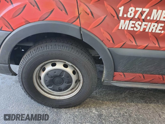 2018 Ford Transit с VIN 1FTBW3XG6JKB25666, выставлен на аукционе IAAI как лот 42726880 с пробегом 119 887 миль миль и . История ставок и продаж доступна на DreamBid. Изображение 15.