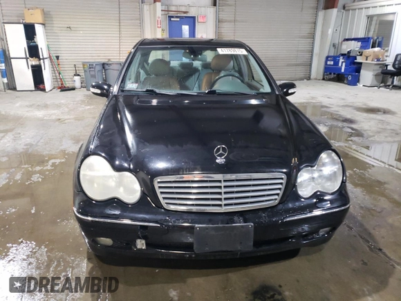 2003 Mercedes-Benz C 240 с VIN WDBRF81J23F370894, выставлен на аукционе Copart как лот 41789815 с пробегом 150 855 миль миль и Чистый • Clean title. История ставок и продаж доступна на DreamBid. Изображение 5.