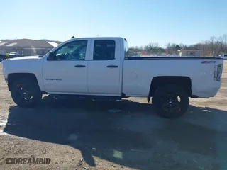2017 Chevrolet Silverado 1500 LT with VIN 1GCVKREC9HZ371544, listed as a IAAI auction lot 41807725 with 94,580 mi miles. Bid and sale history available at carsss.com. Image 14.