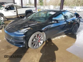2020 Tesla Model 3 Performance z VIN 5YJ3E1EC2LF805320, wystawiony jako IAAI lot #41799172 z przebiegiem 24 253 mil mil oraz . Historia ofert i sprzedaży dostępna na DreamBid. Obrazek 16.