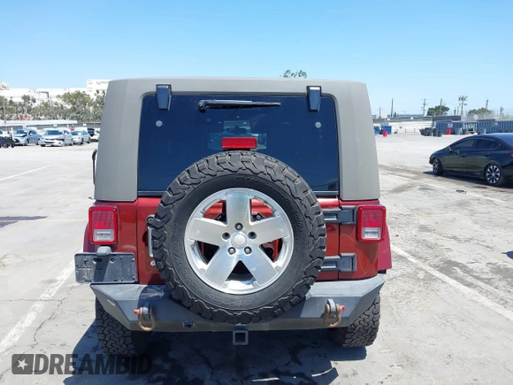 2008 Jeep Wrangler Unlimited Sahara with VIN 1J4GA59108L594193, listed as a IAAI auction lot 42272239 with 161,912 mi miles and . Bid and sale history available at DreamBid. Image 16.