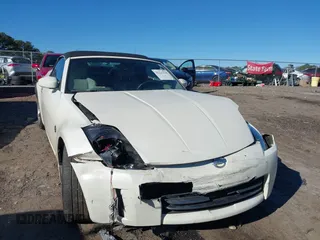 2006 Nissan 350Z Touring with VIN JN1AZ36AX6M450609, listed as a IAAI auction lot 41227538 with 111,622 mi miles. Bid and sale history available at carsss.com. Image 6.
