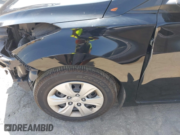 2016 Hyundai Elantra SE with VIN 5NPDH4AE7GH709372, listed as a IAAI auction lot 42515323 with 165,890 mi miles and . Bid and sale history available at DreamBid. Image 18.