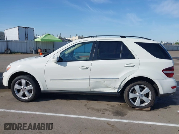 2009 Mercedes-Benz M 350 with VIN 4JGBB86E89A512516, listed as a IAAI auction lot 42078912 with 146,803 mi miles and . Bid and sale history available at carsss.com. Image 14.