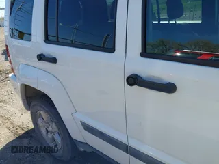 2011 Jeep Liberty Sport with VIN 1J4PN2GK3BW513417, listed as a IAAI auction lot 42082176 with 490,897 mi miles. Bid and sale history available at carsss.com. Image 14.