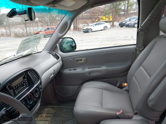 2002 Toyota Tundra SR5 with VIN 5TBRT34132S303771, listed as a IAAI auction lot 41633862 with 162,395 mi miles. Bid and sale history available at carsss.com. Image 5.