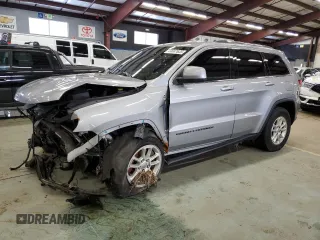 2020 Jeep Grand Cherokee Laredo E with VIN 1C4RJFAG4LC443984, listed as a Copart auction lot 44687635 with 67,075 mi miles and Salvage Title. Bid and sale history available at carsss.com. Image 1.
